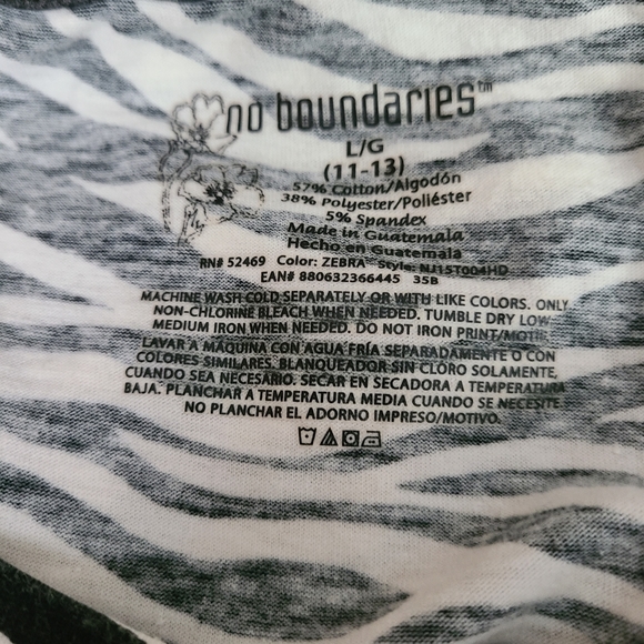 (1088) No Boundaries Woman's Zebra Pattern Activewear T-Shirt, Size: Large Colo… - Picture 5 of 5